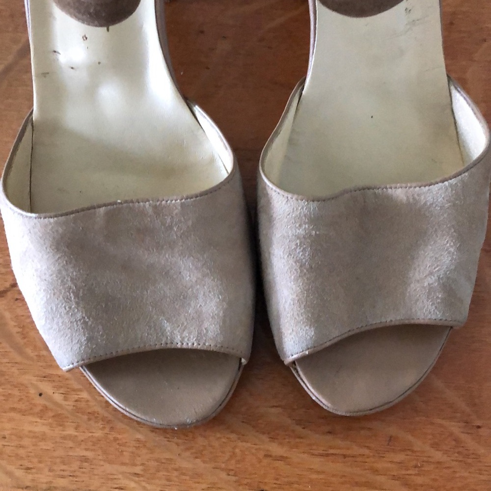 Varda suede sandals - Picture 8 of 8